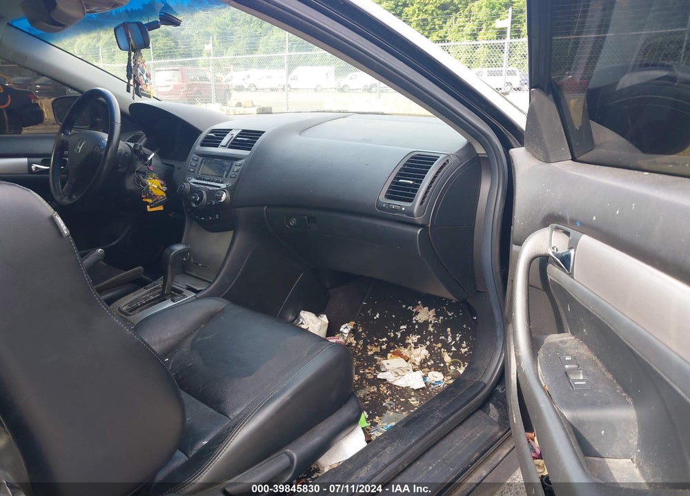 2007 HONDA ACCORD 3.0 EX VIN: 1HGCM82687A001176