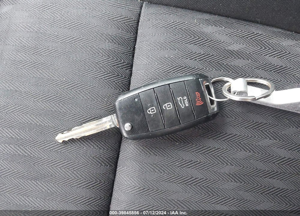 2016 KIA FORTE LX VIN: KNAFK4A6XG5447542