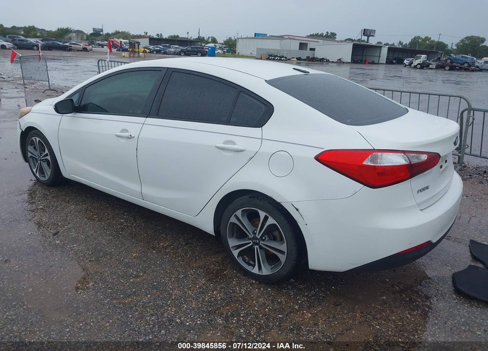 2016 KIA FORTE LX VIN: KNAFK4A6XG5447542