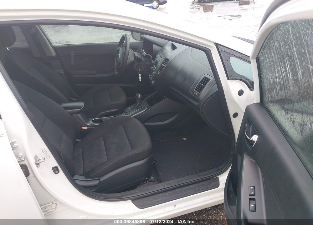 2016 KIA FORTE LX VIN: KNAFK4A6XG5447542