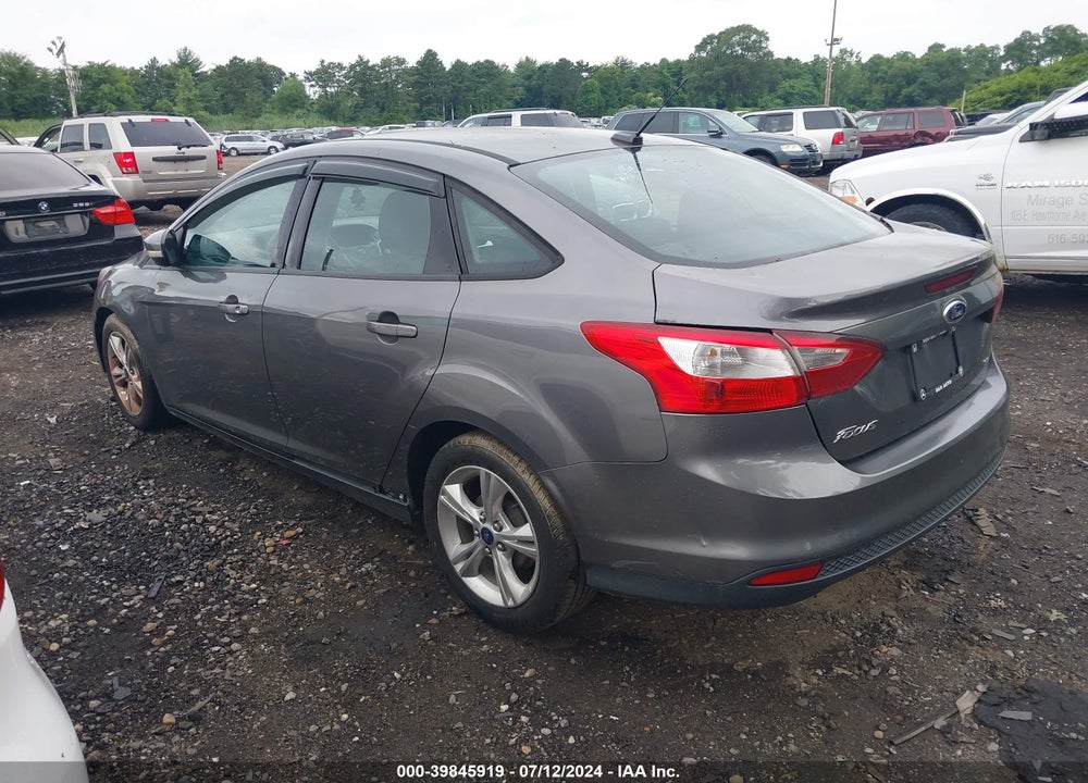 2014 FORD FOCUS SE VIN: 1FADP3F28EL318905