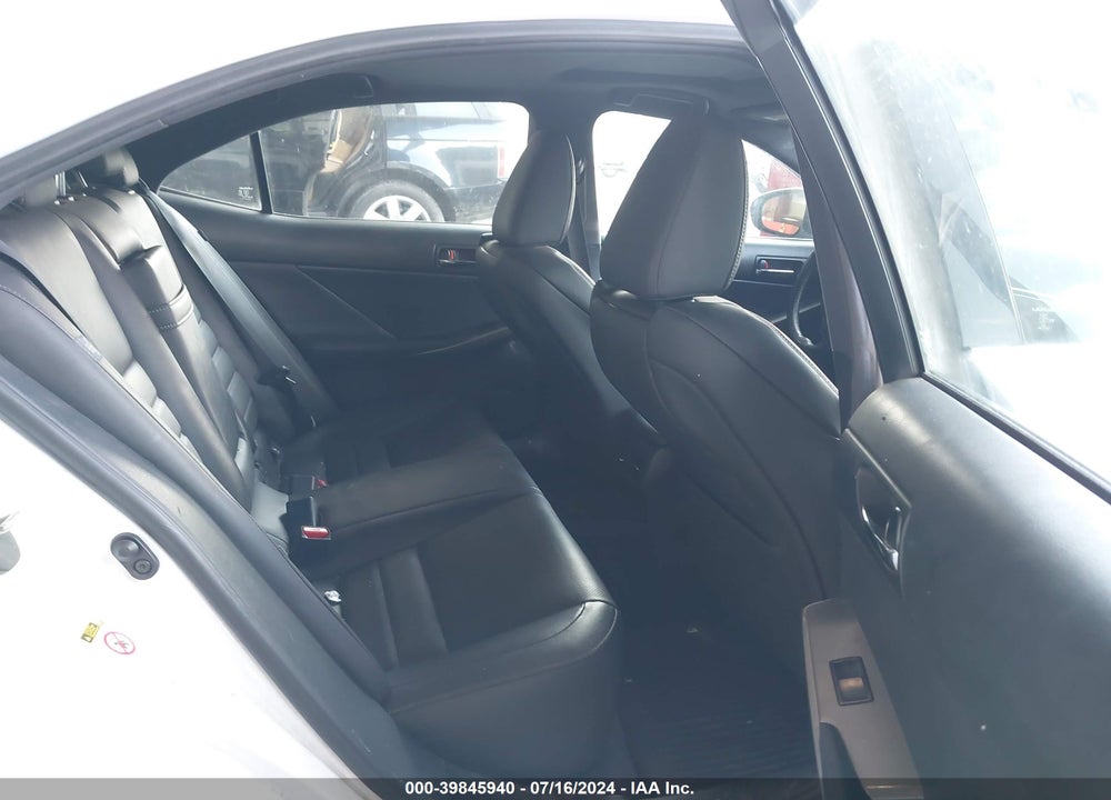 2016 LEXUS IS 300 VIN: JTHCM1D2XG5014177