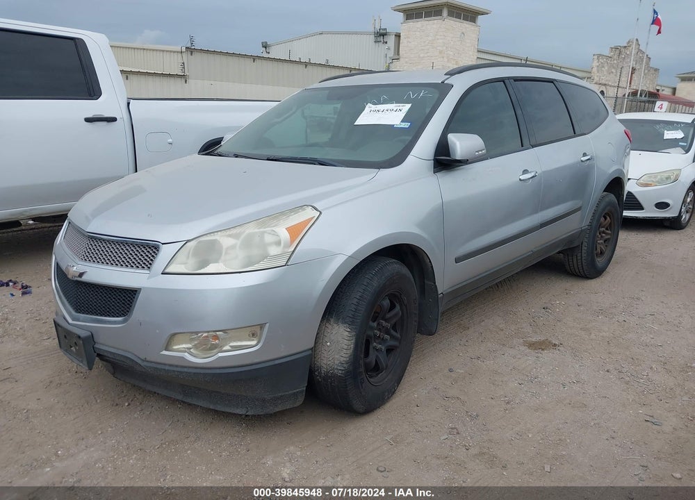 2011 CHEVROLET TRAVERSE LS VIN: 1GNKRFEDXBJ419152