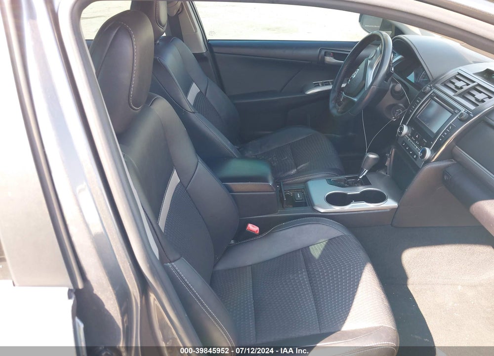2013 TOYOTA CAMRY SE VIN: 4T1BF1FK2DU274123