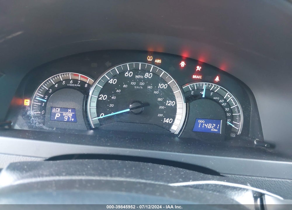 2013 TOYOTA CAMRY SE VIN: 4T1BF1FK2DU274123