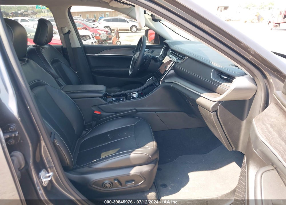 2022 JEEP GRAND CHEROKEE L LIMITED 4X4 VIN: 1C4RJKBG2N8621601