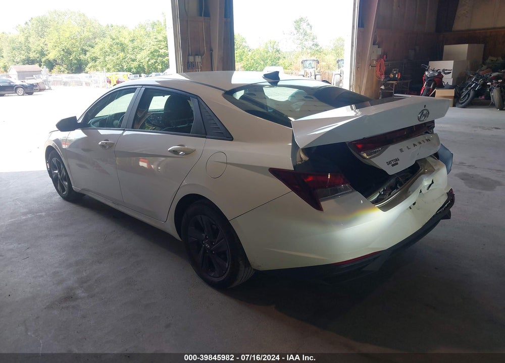 2022 HYUNDAI ELANTRA SEL VIN: 5NPLS4AG8NH072035