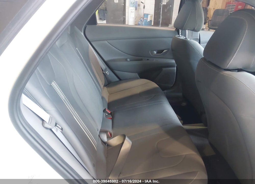 2022 HYUNDAI ELANTRA SEL VIN: 5NPLS4AG8NH072035