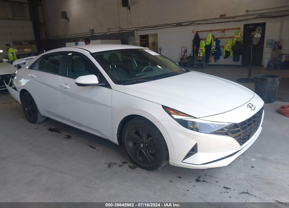 2022 HYUNDAI ELANTRA SEL VIN: 5NPLS4AG8NH072035