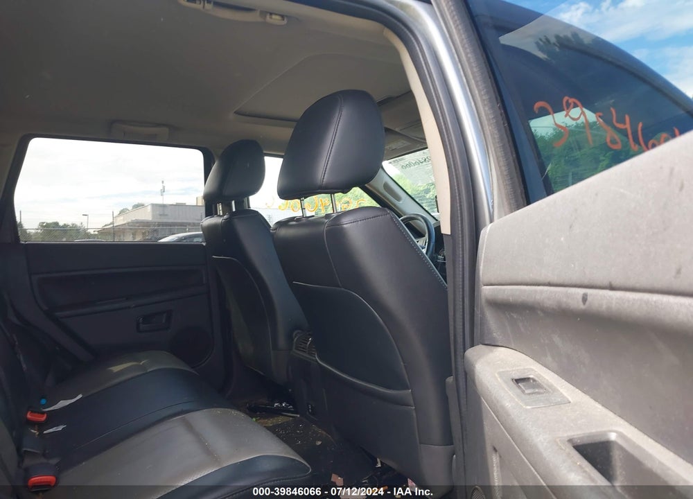2008 JEEP GRAND CHEROKEE VIN: 1J8GR48K18C137632