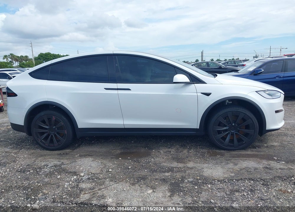 2022 TESLA MODEL X DUAL MOTOR ALL-WHEEL DRIVE VIN: 7SAXCBE5XNF359793