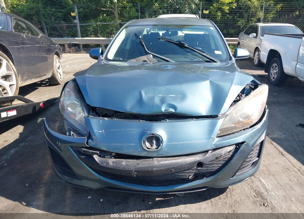 2011 MAZDA 3 I SPORT VIN: JM1BL1UG9B1463250
