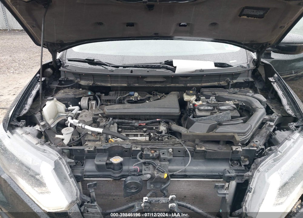 2018 NISSAN ROGUE SV VIN: 5N1AT2MVXJC816318