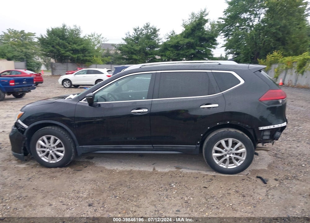 2018 NISSAN ROGUE SV VIN: 5N1AT2MVXJC816318