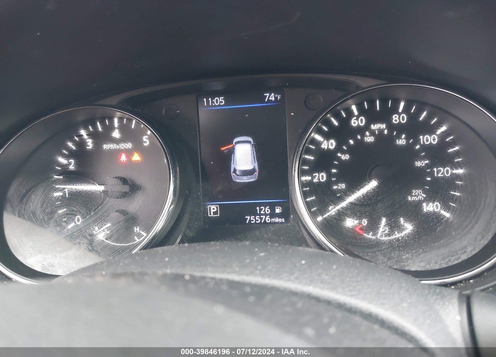 2018 NISSAN ROGUE SV VIN: 5N1AT2MVXJC816318