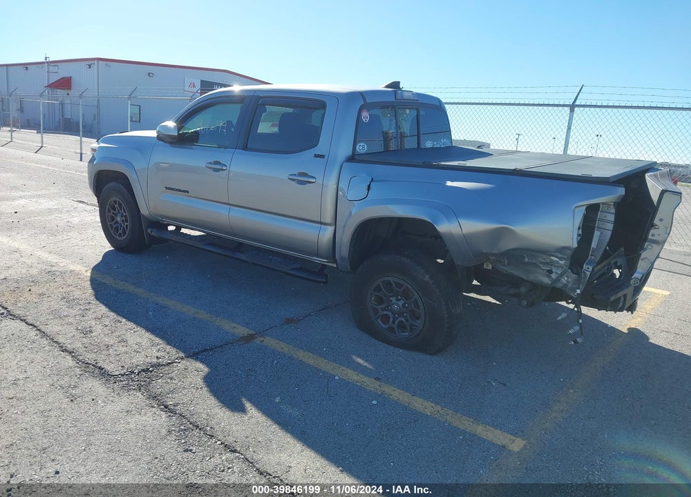2017 TOYOTA TACOMA SR5 V6 VIN: 5TFCZ5AN7HX090390