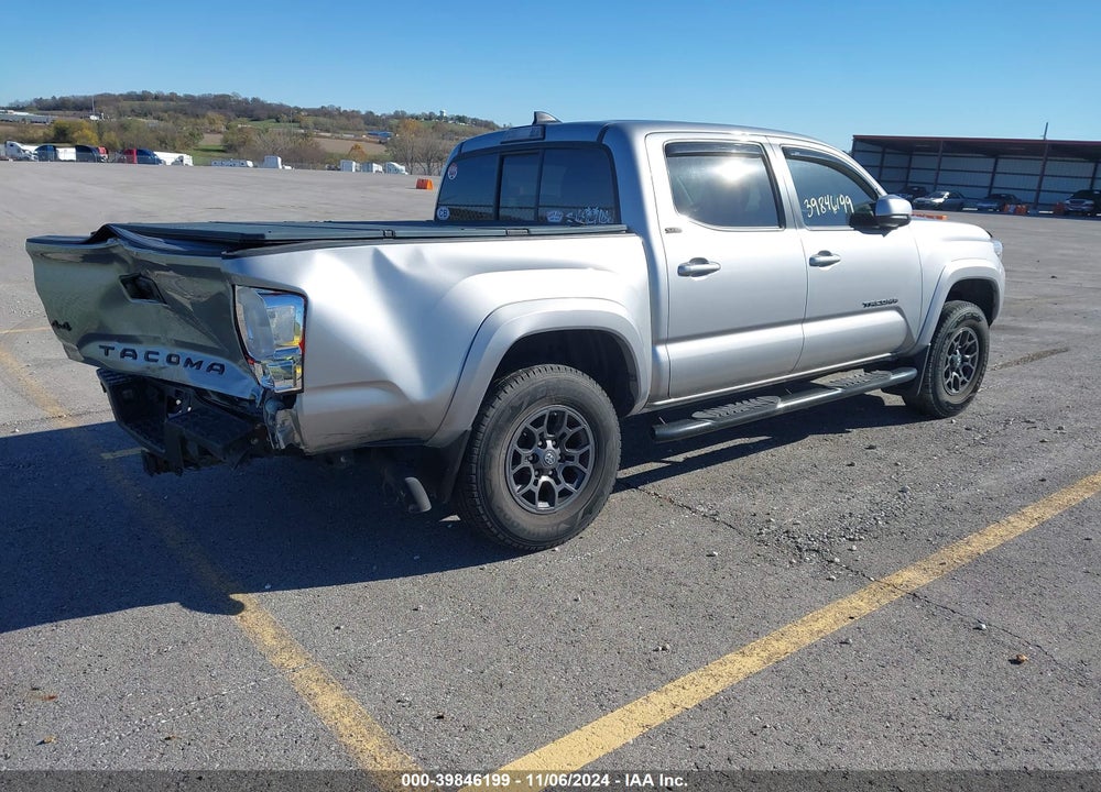 2017 TOYOTA TACOMA SR5 V6 VIN: 5TFCZ5AN7HX090390