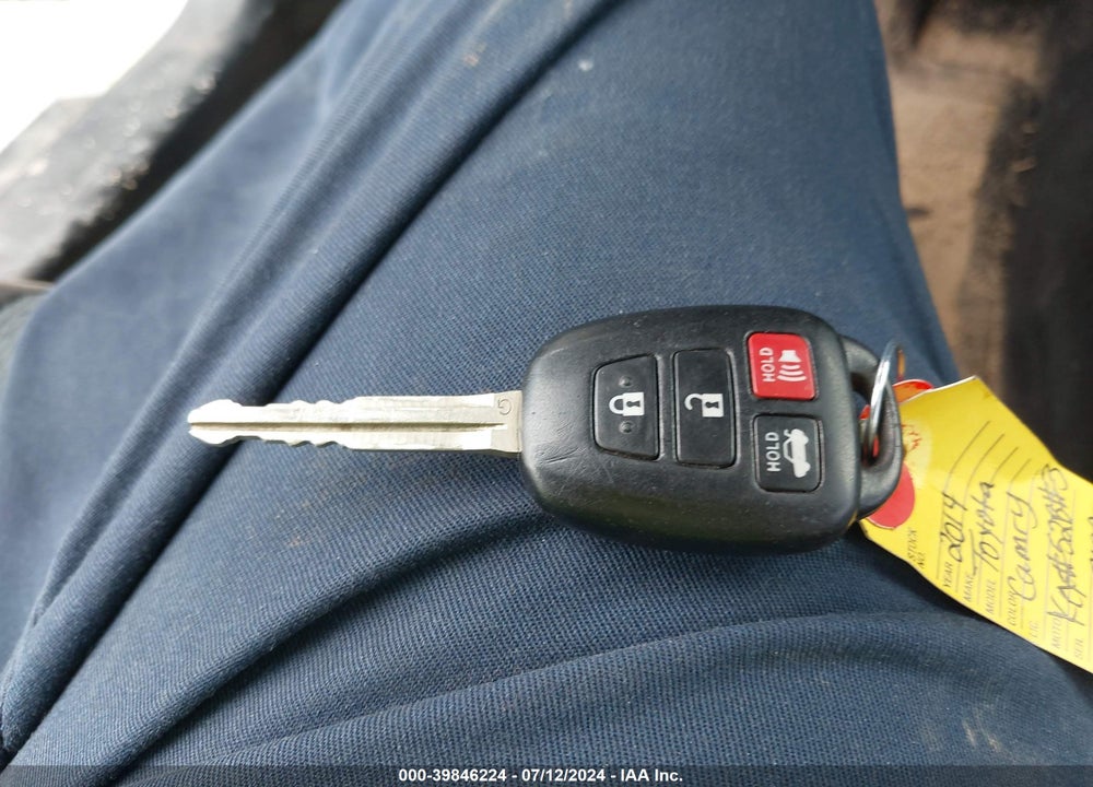 2014 TOYOTA CAMRY SE VIN: 4T1BF1FK4EU326269