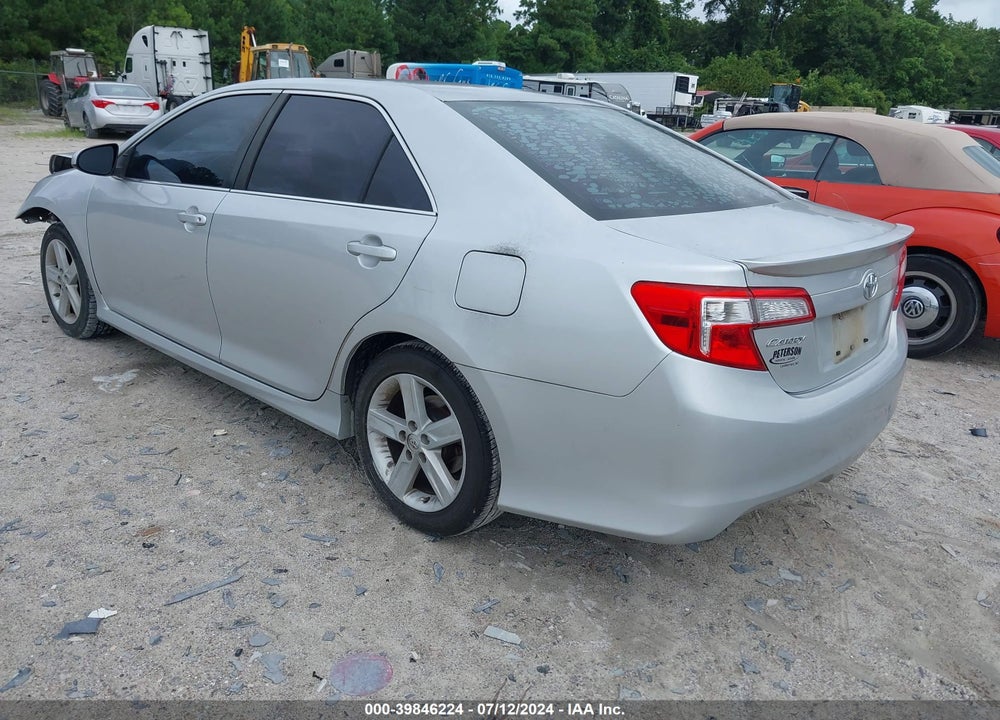 2014 TOYOTA CAMRY SE VIN: 4T1BF1FK4EU326269