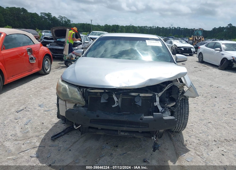 2014 TOYOTA CAMRY SE VIN: 4T1BF1FK4EU326269