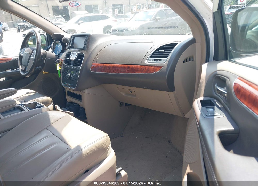 2016 CHRYSLER TOWN & COUNTRY TOURING VIN: 2C4RC1BG9GR245782