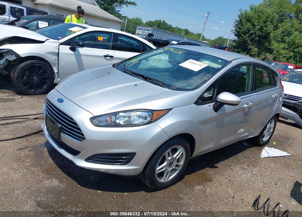 2019 FORD FIESTA SE VIN: 3FADP4EJ5KM140136