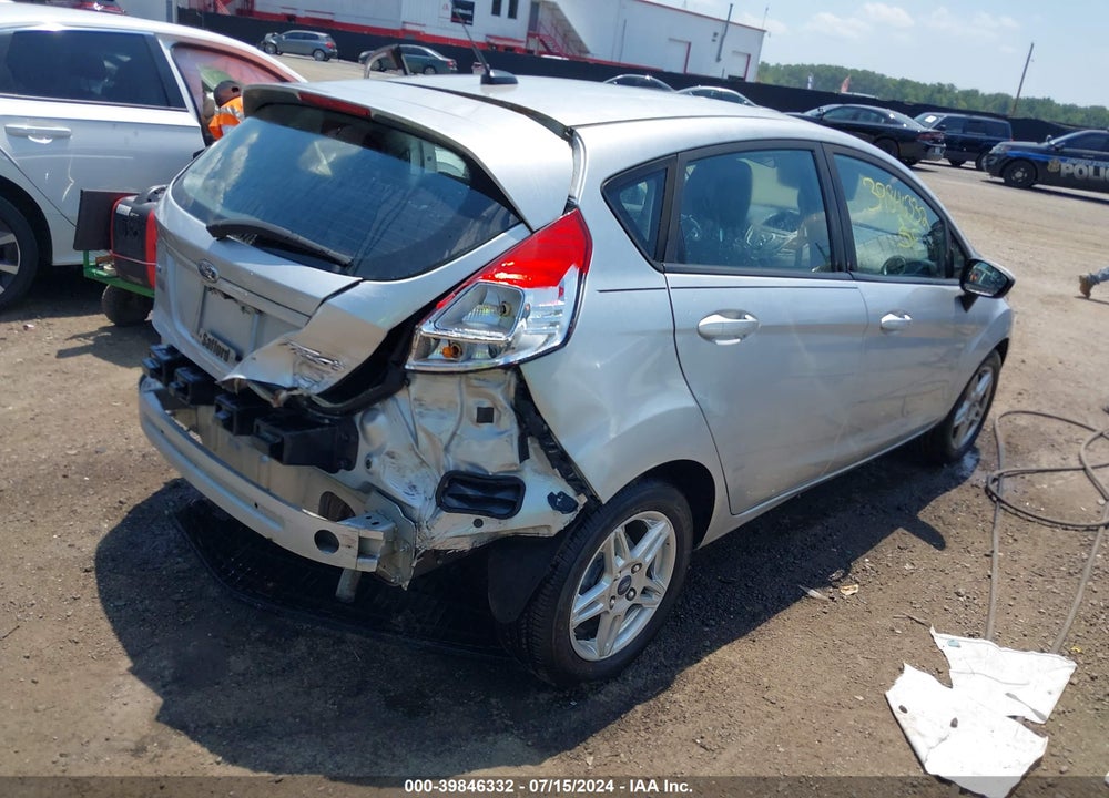 2019 FORD FIESTA SE VIN: 3FADP4EJ5KM140136