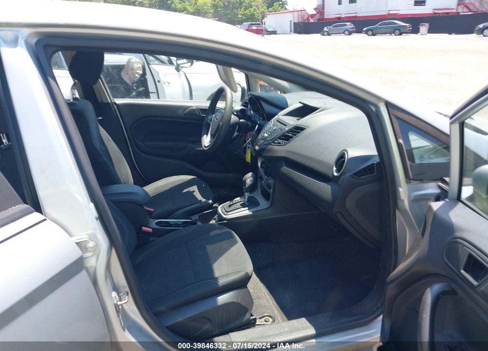 2019 FORD FIESTA SE VIN: 3FADP4EJ5KM140136