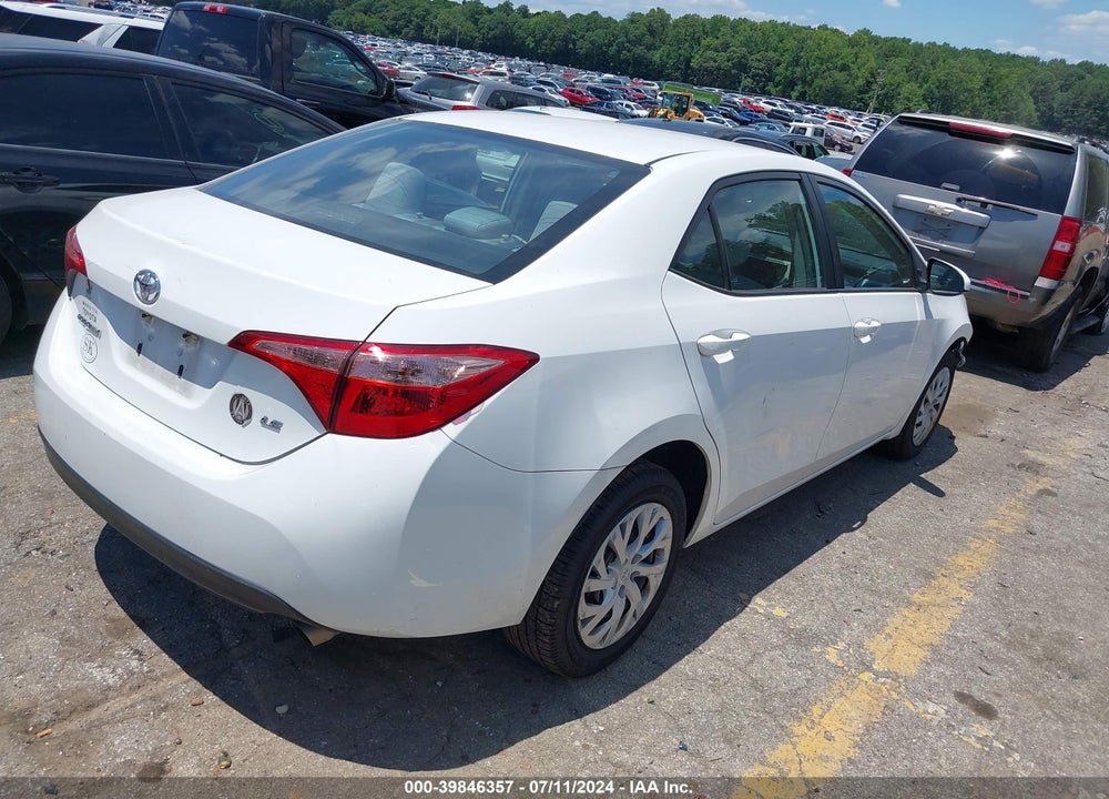 2019 TOYOTA COROLLA LE VIN: 5YFBURHE1KP946196