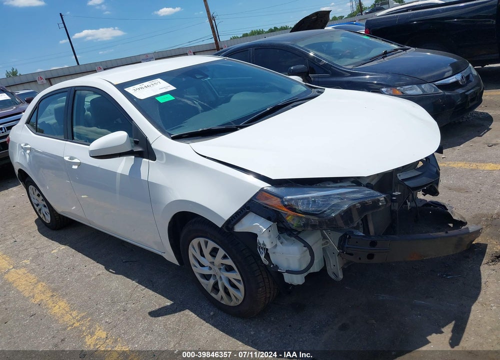 2019 TOYOTA COROLLA LE VIN: 5YFBURHE1KP946196