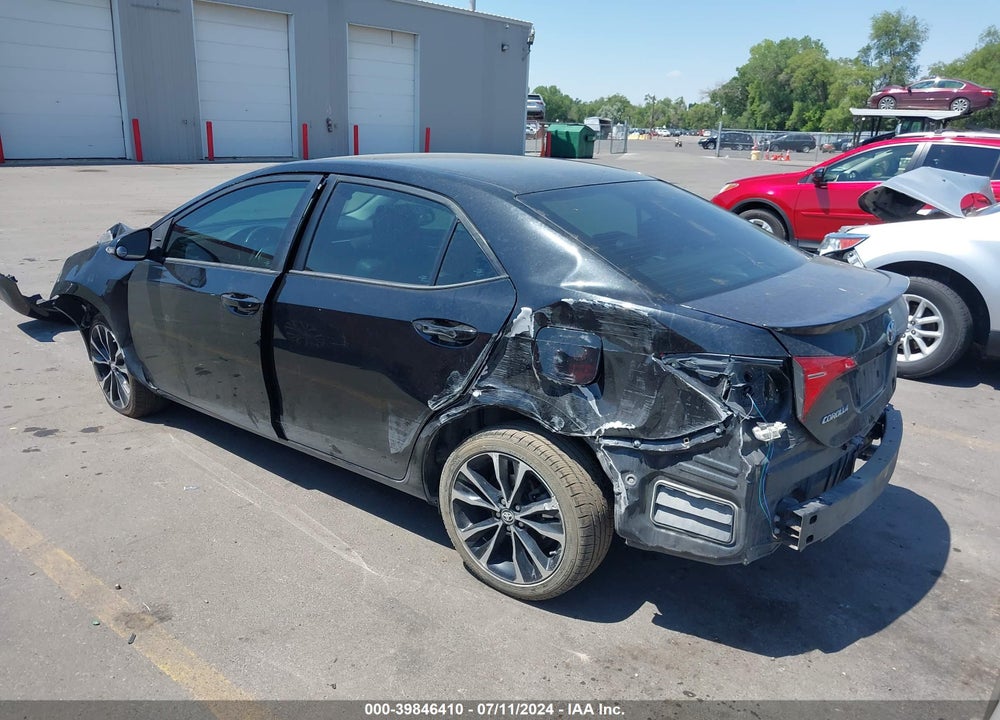 2018 TOYOTA COROLLA SE VIN: 5YFBURHE3JP794078