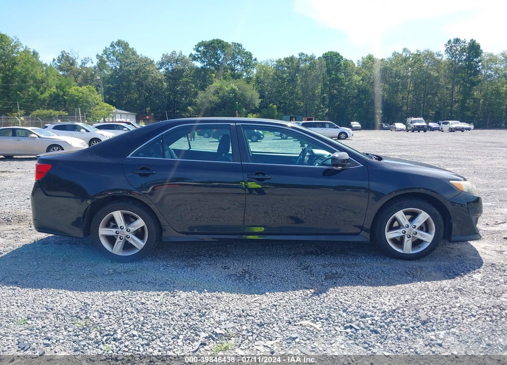 2013 TOYOTA CAMRY SE VIN: 4T1BF1FKXDU266058