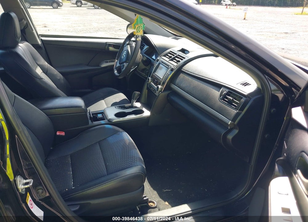 2013 TOYOTA CAMRY SE VIN: 4T1BF1FKXDU266058