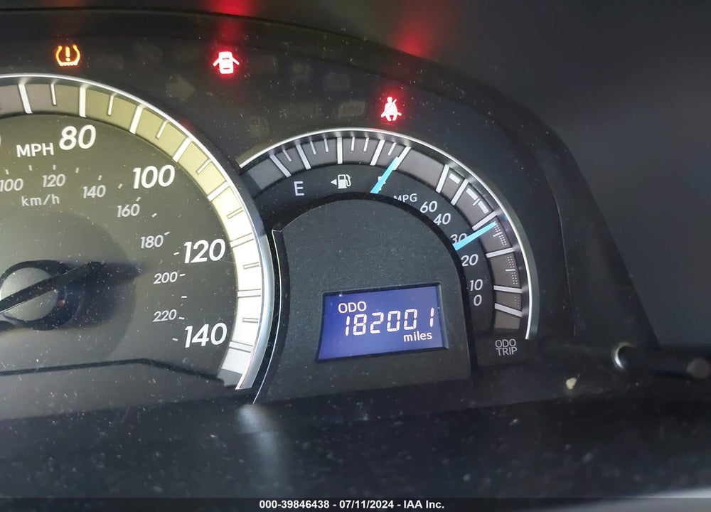 2013 TOYOTA CAMRY SE VIN: 4T1BF1FKXDU266058