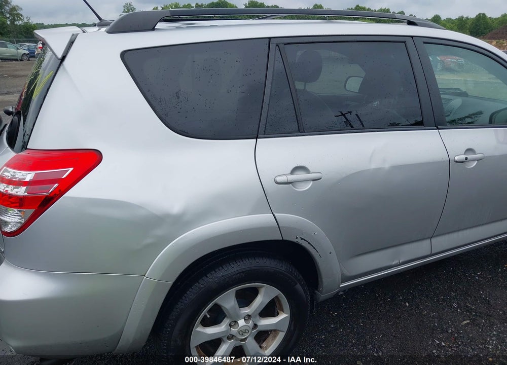 2011 TOYOTA RAV4 LIMITED V6 VIN: 2T3DK4DV9BW063038