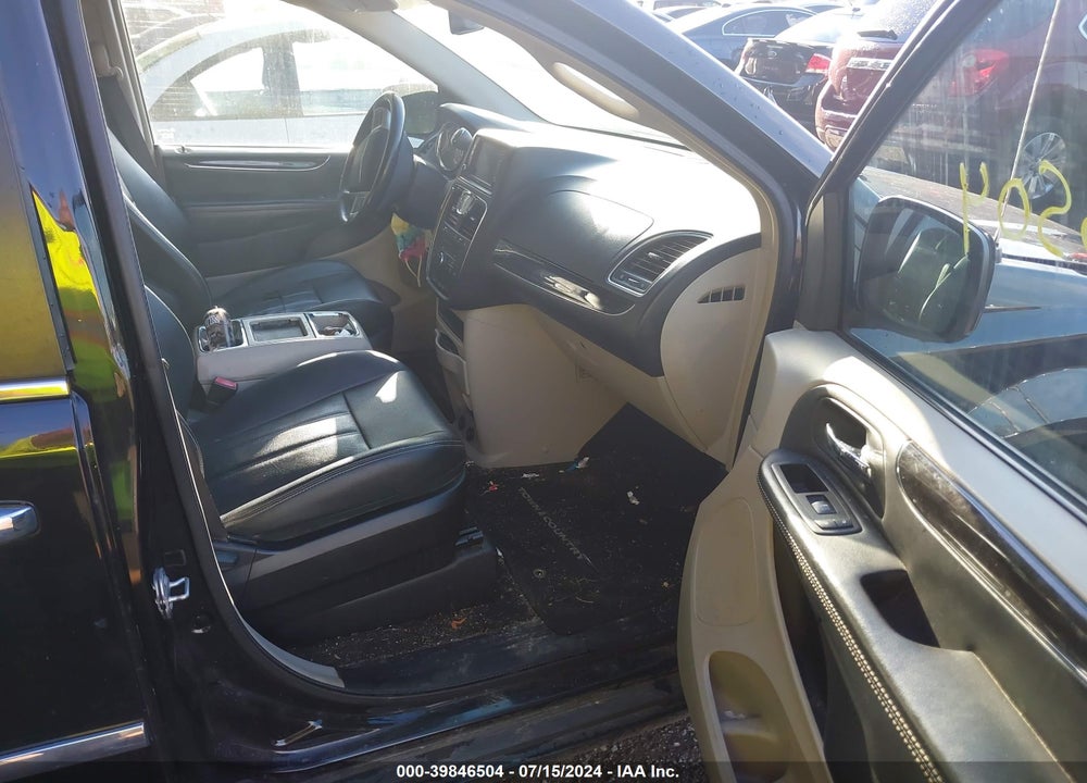 2016 CHRYSLER TOWN & COUNTRY TOURING VIN: 2C4RC1BGXGR261697