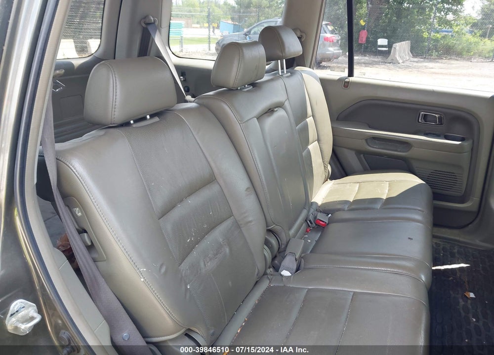 2006 HONDA PILOT EX-L VIN: 5FNYF18546B005414