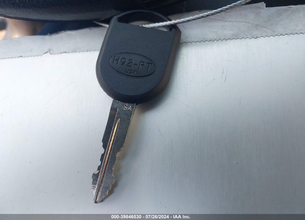 2006 FORD FOCUS ZX5 VIN: 1FAFP37N76W192330