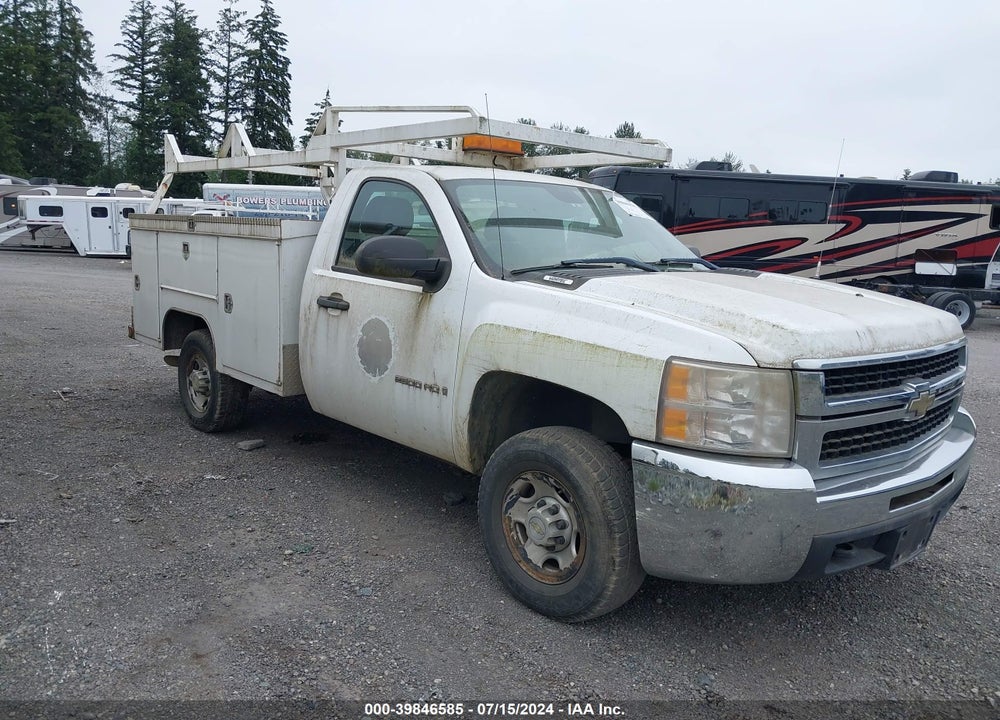 2008 CHEVROLET SILVERADO 2500HD WORK TRUCK VIN: 1GCHK24K38E143186