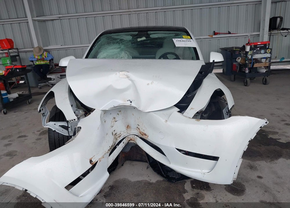 2023 TESLA MODEL Y VIN: 7SAYGDEE9PA111720