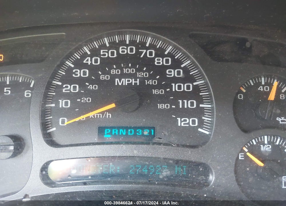 2004 CHEVROLET TAHOE LT VIN: 1GNEC13Z24R142338