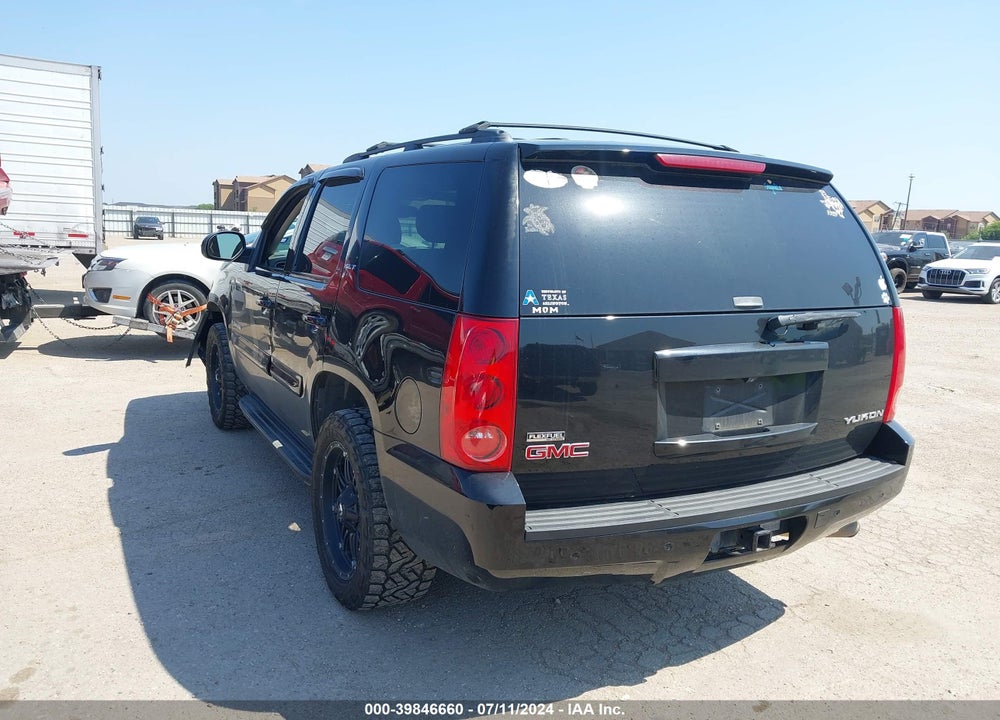 2008 GMC YUKON SLT VIN: 1GKFC13018R109632