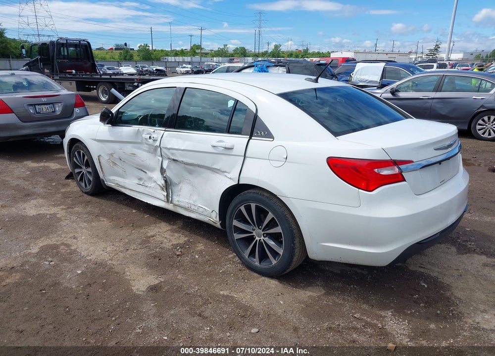 2014 CHRYSLER 200 LIMITED VIN: 1C3CCBCG0EN191703