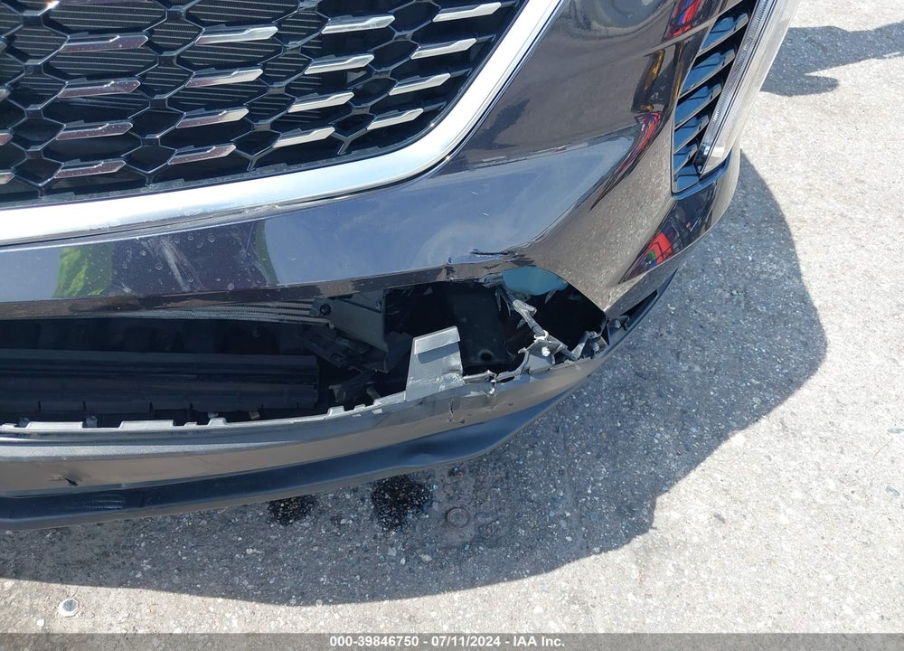 2022 CADILLAC XT4 FWD LUXURY VIN: 1GYAZAR47NF169520