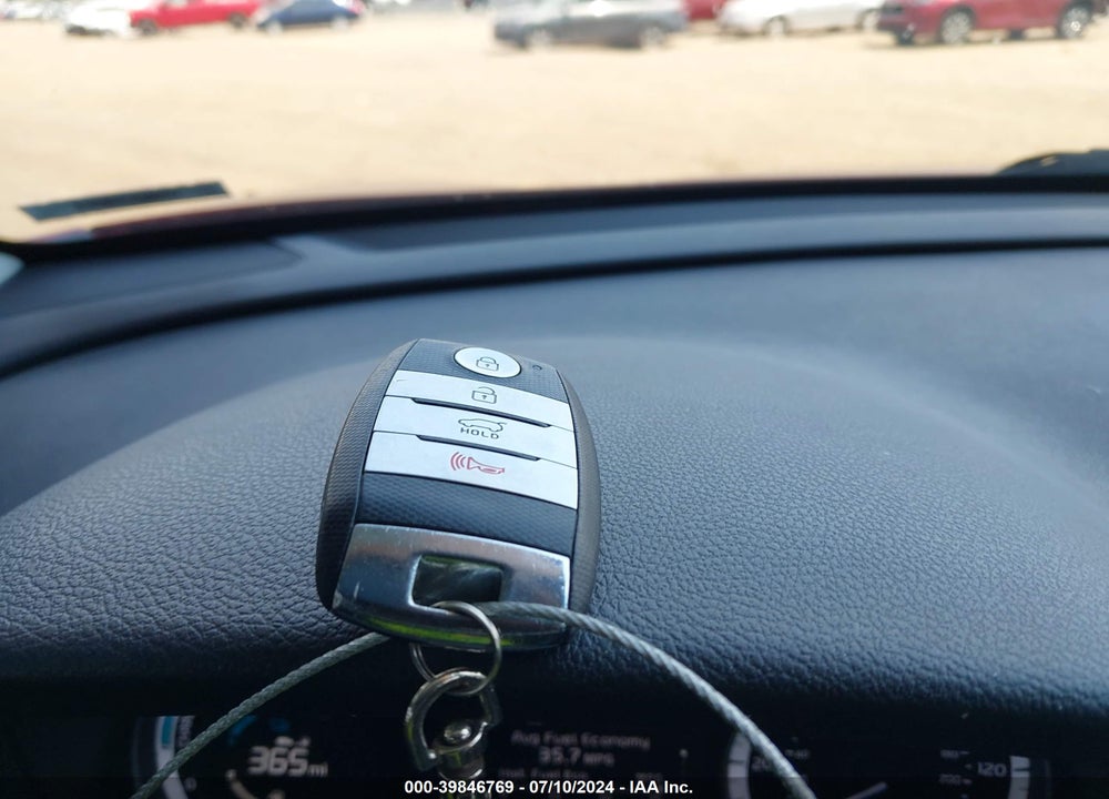 2018 KIA NIRO EX VIN: KNDCC3LC1J5161425