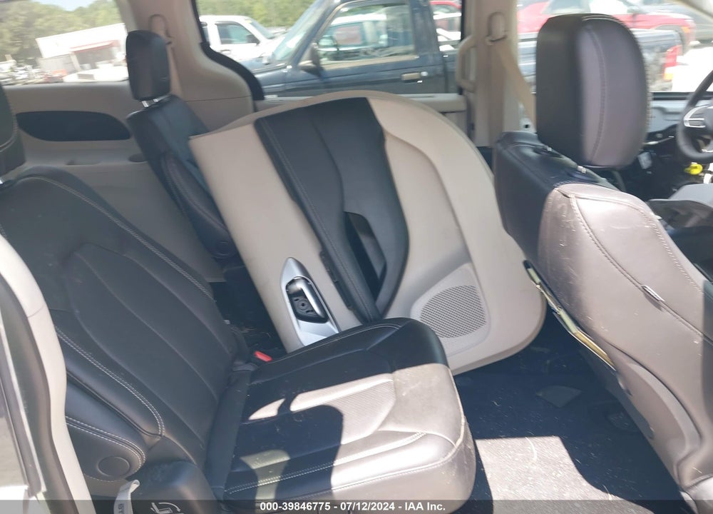 2023 CHRYSLER PACIFICA TOURING L VIN: 2C4RC1BG2PR571374
