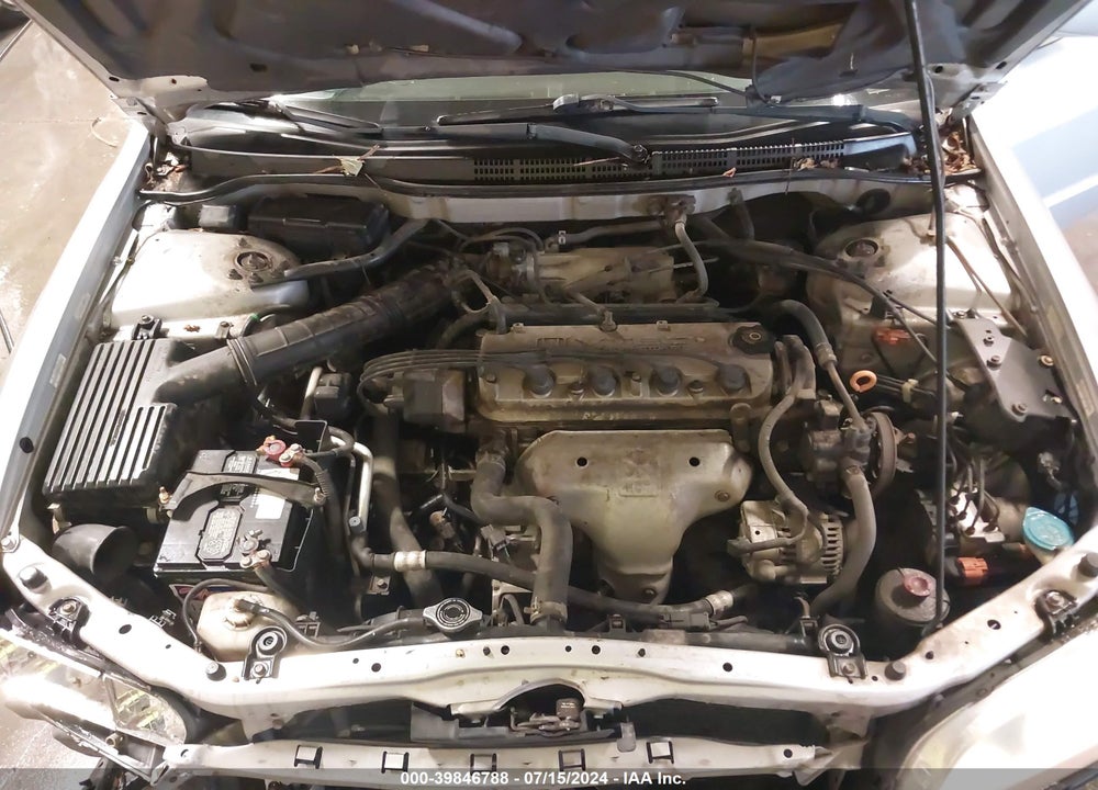 2002 HONDA ACCORD 2.3 EX VIN: 1HGCG56672A020634