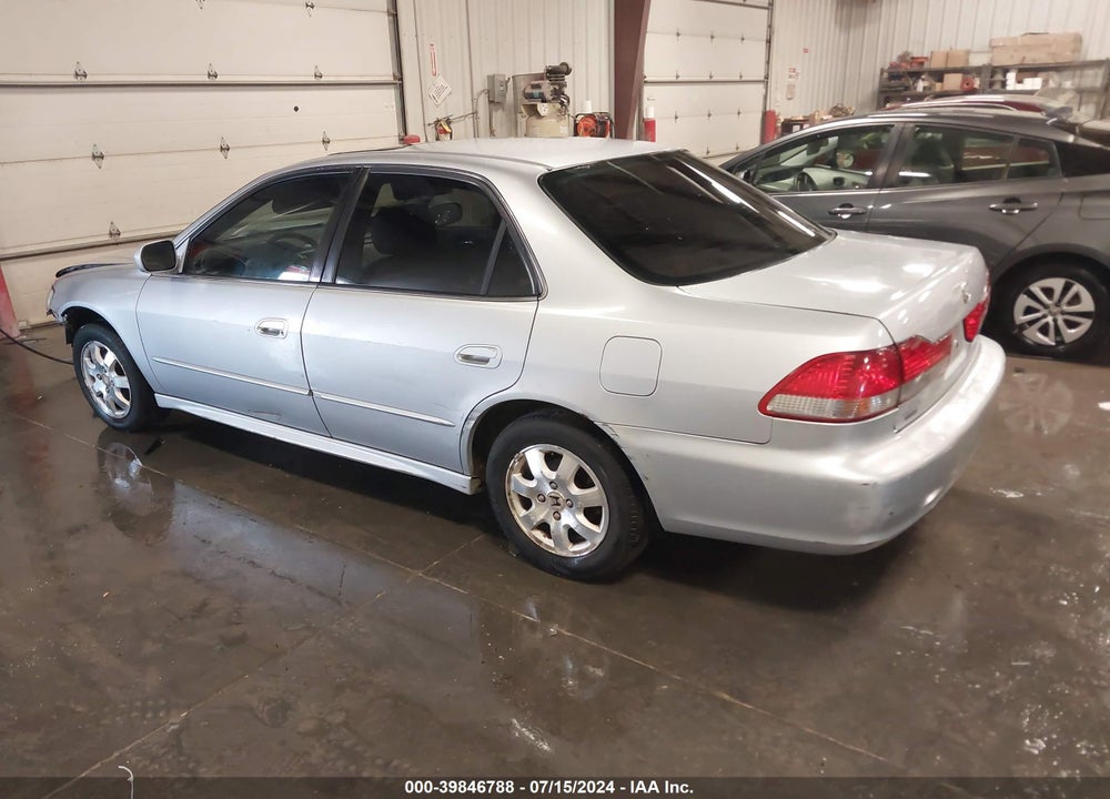 2002 HONDA ACCORD 2.3 EX VIN: 1HGCG56672A020634