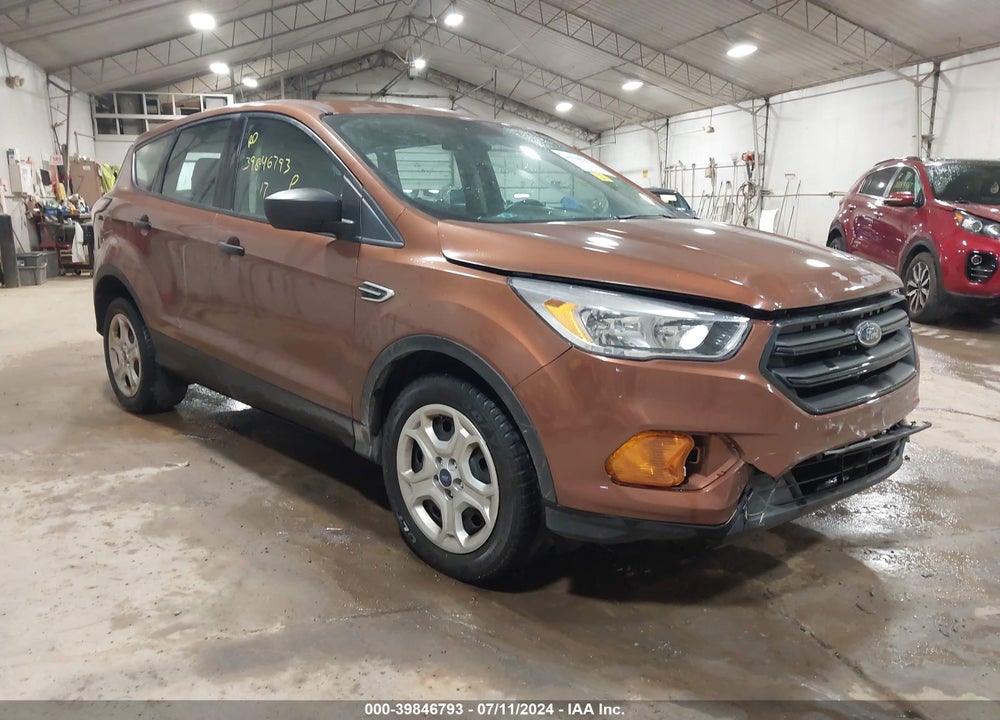 2017 FORD ESCAPE S VIN: 1FMCU0F7XHUB58285
