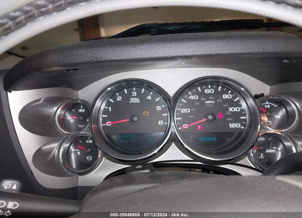 2011 CHEVROLET SILVERADO 1500 LT VIN: 1GCRKSE37BZ204826